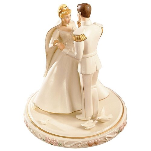  19995  Lenox Cinderella's Wedding Day Cake Topper (  )