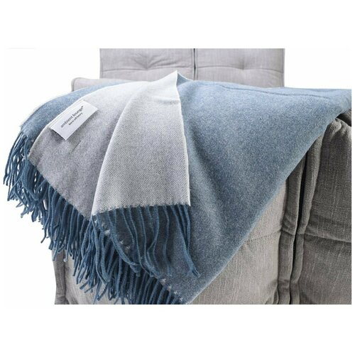  10134      Merino Throw - Camel Tea -     (70% , 30% )