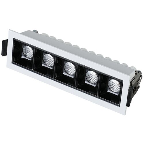  1570    GL.31456 / D146/H48/5/LED/15W 5000K WINDOWS