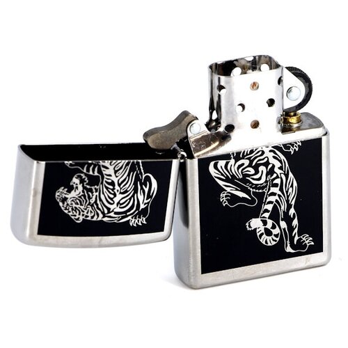  3910    ZIPPO 207 Tigre   Brushed Chrome - 