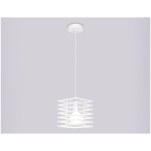  3224   TRADITIONAL TR8410 Ambrella Light