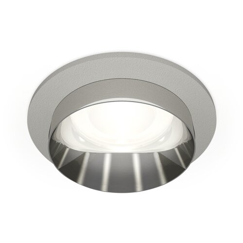  1350   Techno Spot XC6514022 Ambrella Light