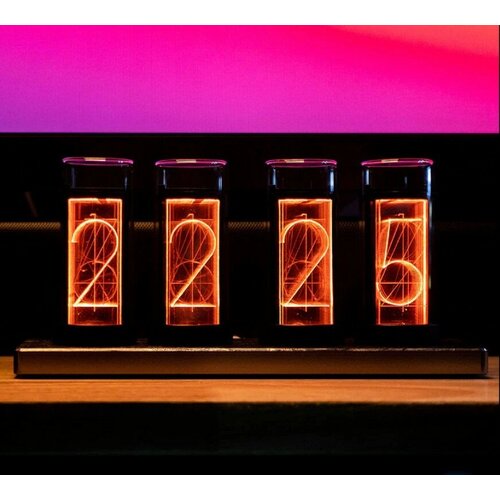  10500   Gixie clock c RGB 