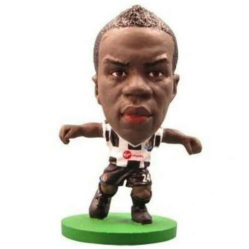 ������ 890� ������� ���������� Soccerstarz ���� ������� ����� ������� ������� (Cheick Tiote Newcastle United) Home Kit (75637)